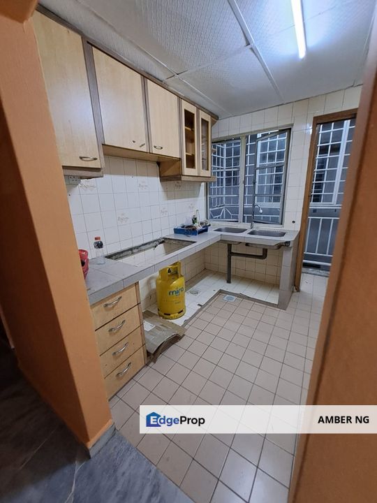 Corner Low Floor @ Genting Court Condo, Setapak Kuala Lumpur 3 rooms for rent, Kuala Lumpur, Setapak