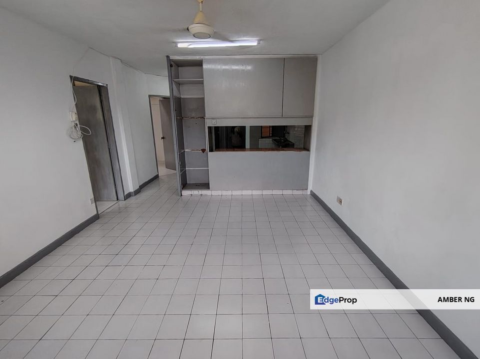 Rampai Court Apartment, Setapak for Sale Freehold, sri rampai,wangsa maju/gated guarded 3rd floor Facing Playground for sale, Kuala Lumpur, Setapak