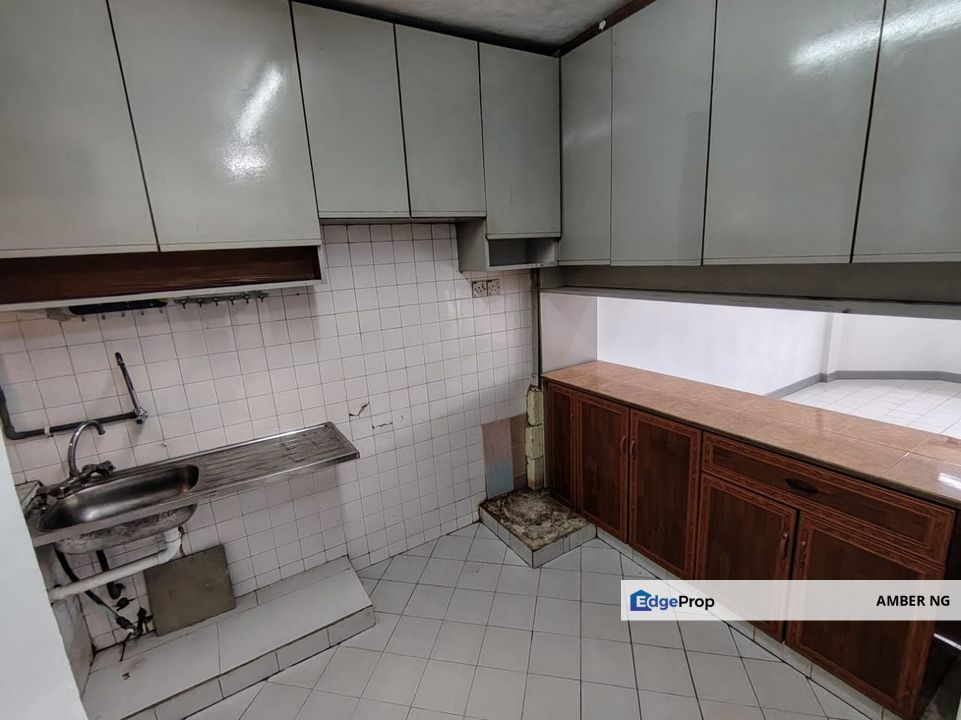 Rampai Court Apartment, Setapak for Sale Freehold, sri rampai,wangsa maju/gated guarded 3rd floor Facing Playground for sale, Kuala Lumpur, Setapak