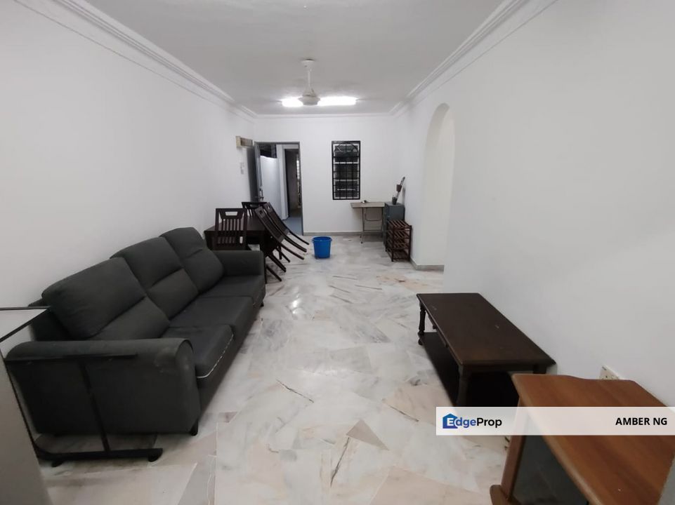 Semi Furnished @ Genting Court Condo, Setapak Kuala Lumpur High Floor 3 rooms New Painted & Refurbished for Rent, Kuala Lumpur, Setapak