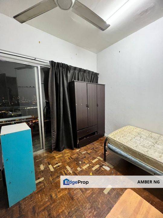 Corner unit @ Menara Alpha, Wangsa Maju Lrt, 1210 sf Facing Klcc, Trx, Kuala Lumpur for Sale, Kuala Lumpur, Wangsa Maju