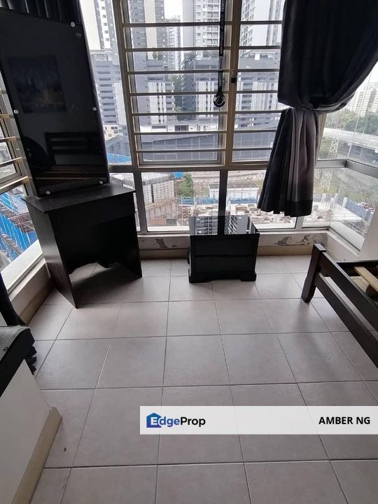 Desa Putra 1246sf Middle floor, near to Lrt Sri Rampai, Wangsa Maju Kuala Lumpur 3+1 rooms 2 car park for Sale, Kuala Lumpur, Wangsa Maju