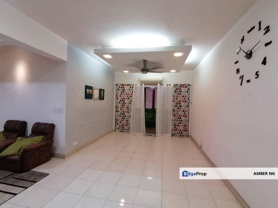 Desa Putra 1246sf Middle floor, near to Lrt Sri Rampai, Wangsa Maju Kuala Lumpur 3+1 rooms 2 car park for Sale, Kuala Lumpur, Wangsa Maju