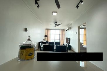 Vista Alam Serviced Apartment