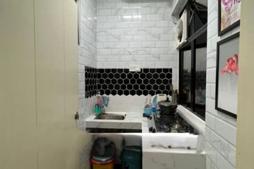 Vista Alam Serviced Apartment