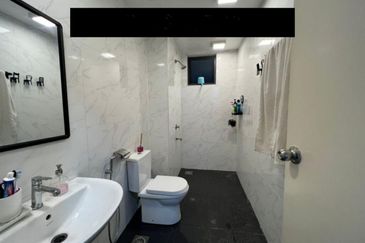 Vista Alam Serviced Apartment