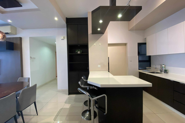 Renai Jelutong Residences