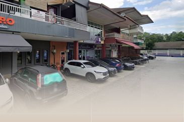 D`Bayu Bukit Jelutong