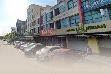 Alam Avenue 1