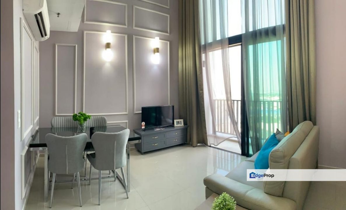725sf Fully furnish 2 Rooms Duplex Hyde Tower i City Shah Alam, Selangor, Shah Alam