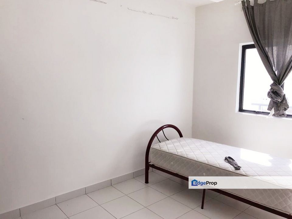 Partial Furnish 3 Bedrooms Metia Residence Sek 13 Shah Alam, Selangor, Shah Alam