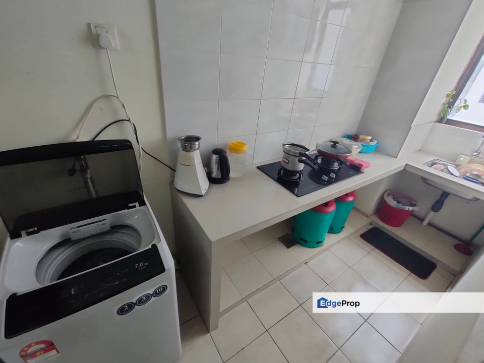 Park 51 Residency 1143sqft Corner Lot Partially Furnished, Selangor, Petaling Jaya