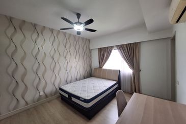 Royalle Condominium @ North Kiara