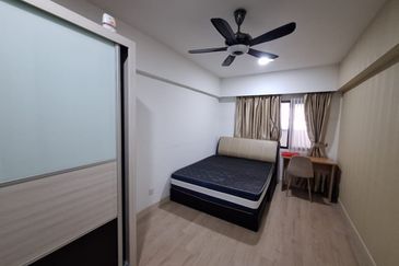 Royalle Condominium @ North Kiara