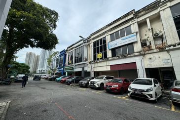 Pekeliling Business Centre