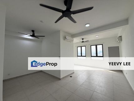 168 Park Residence Selayang Basic Unit 2 Carparks Move In Condition, Selangor, Batu Caves 