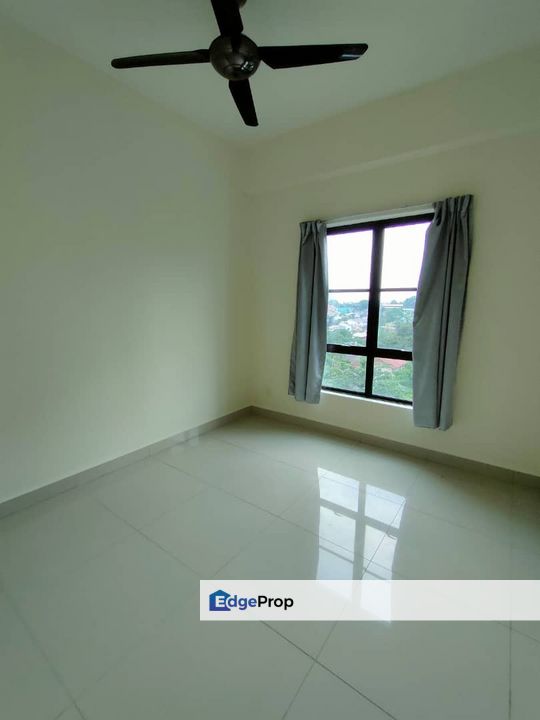 Park 51 Residency Well Maintained Unit Prime Location Facing East, Selangor, Petaling Jaya