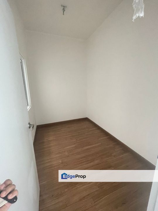 Plaza Kelana Jaya Partial Furnished Unit For Sale, Selangor, Kelana Jaya