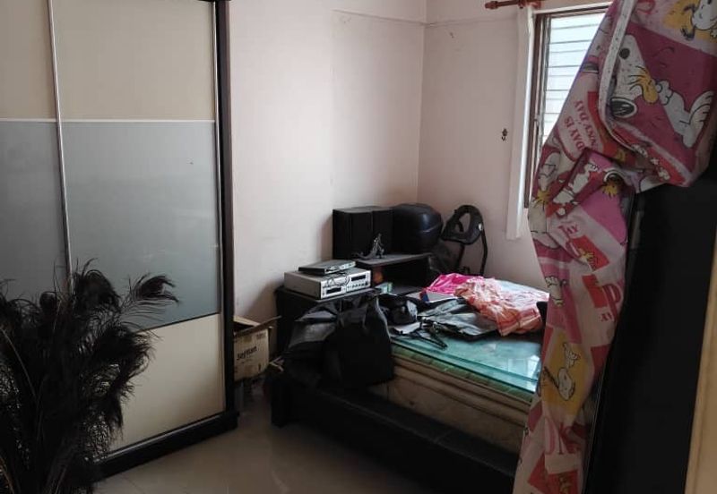 Aman Putra Apartment