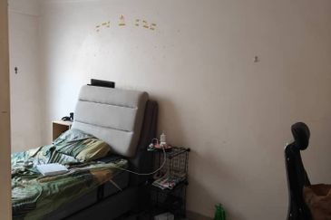 Aman Putra Apartment