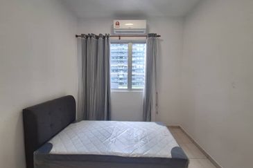 Seri Topaz Apartment