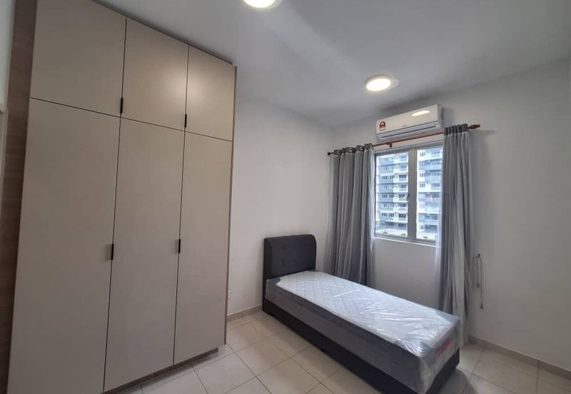 Seri Topaz Apartment