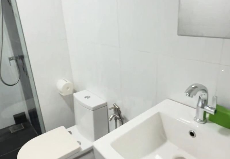 V12 Sovo (Menara Suria)