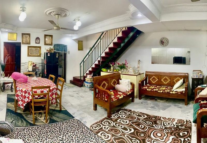 Double Storey House PJS 10 Bandar Sunway PJ South For Sale