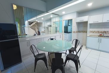 Casa Suites @ Damansara Intan