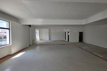 HiCom-Glenmarie Industrial Park