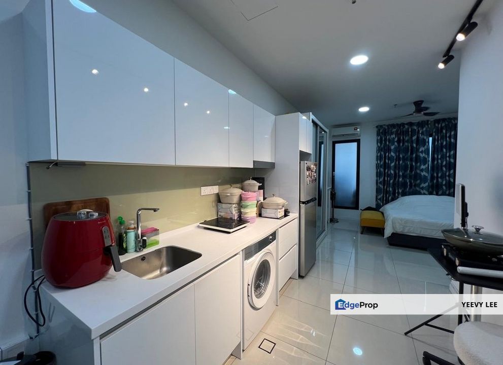 Freehold Below Market Value Highpark Suites Kelana Jaya Studio Unit For Sale, Selangor, Petaling Jaya