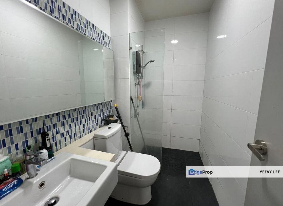 Freehold Below Market Value Highpark Suites Kelana Jaya Studio Unit For Sale, Selangor, Petaling Jaya