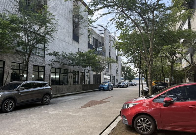 4-Storey Shop Office T6 Light Grey Sungai Buloh For Sale