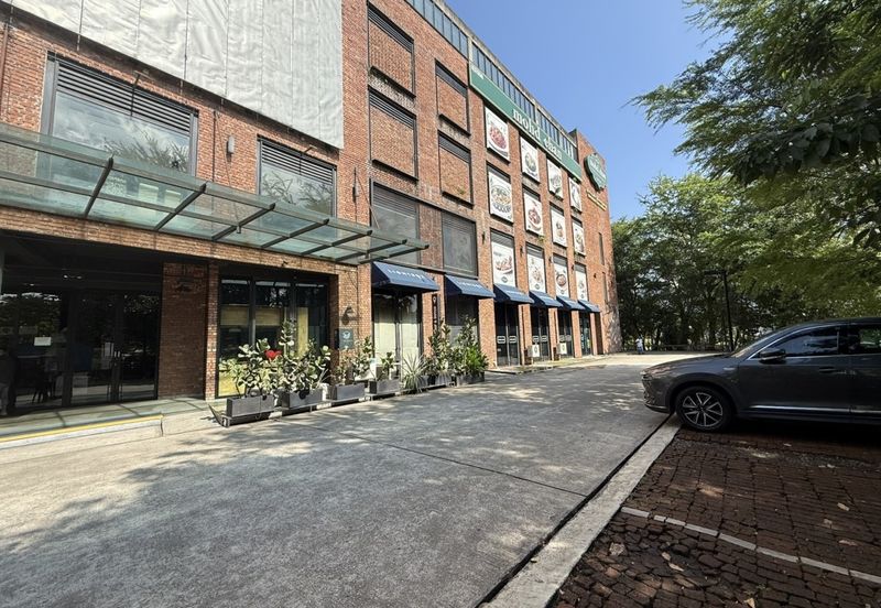 4-Storey Shop Office T6 Light Grey Sungai Buloh For Sale