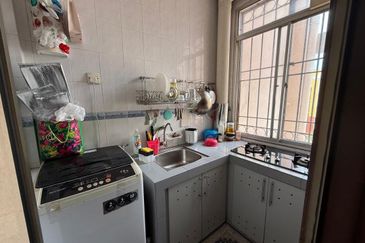 Bayu Puteri Apartment