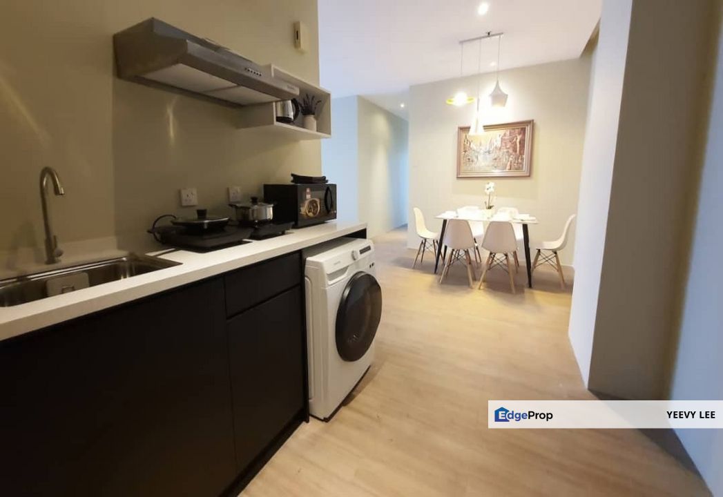 Freehold Bangsar Trade Centre Fully Furnished 3 Rooms For Sale, Kuala Lumpur, Bangsar