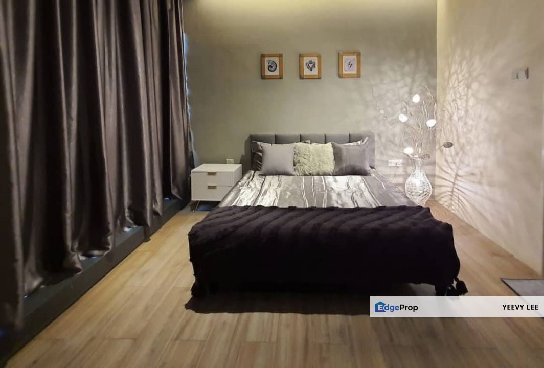 Freehold Bangsar Trade Centre Fully Furnished 3 Rooms For Sale, Kuala Lumpur, Bangsar