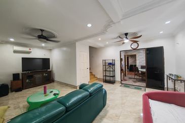 SS17 Double Storey House Subang Jaya Renovated Fully Furnished For Rent