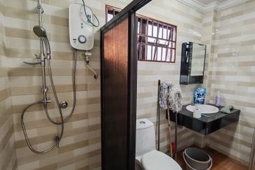 SS17 Double Storey House Subang Jaya Renovated Fully Furnished For Rent