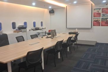 Leisure Commerce Square Bandar Sunway PJ Fully Furnished Adjoining Office For Rent