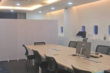 Leisure Commerce Square Bandar Sunway PJ Fully Furnished Adjoining Office For Rent