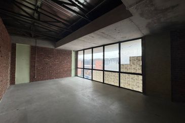 Rawspace Business Park, Taman Sentosa