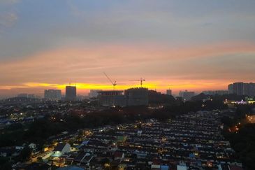 1 Petaling Residences and Commerz