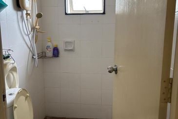 1 Petaling Residences and Commerz