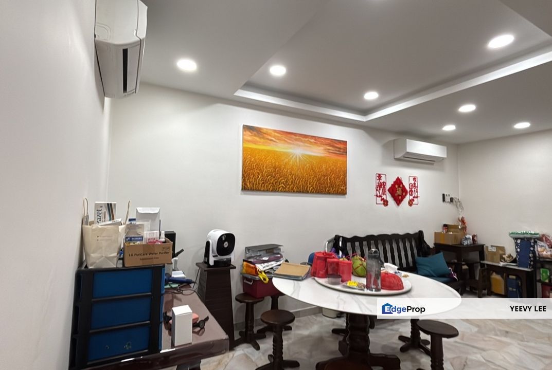 Freehold Double Storey House Taman Sea Petaling Jaya Renovated Unit For Sale, Selangor, Petaling Jaya