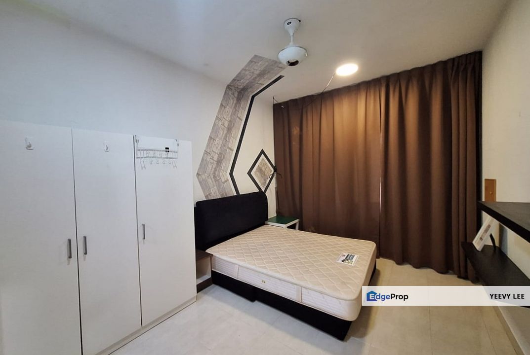Pelangi Utama Condo Well Kept Unit Short Walk to Bandar Utama MRT For Sale, Selangor, Bandar Utama