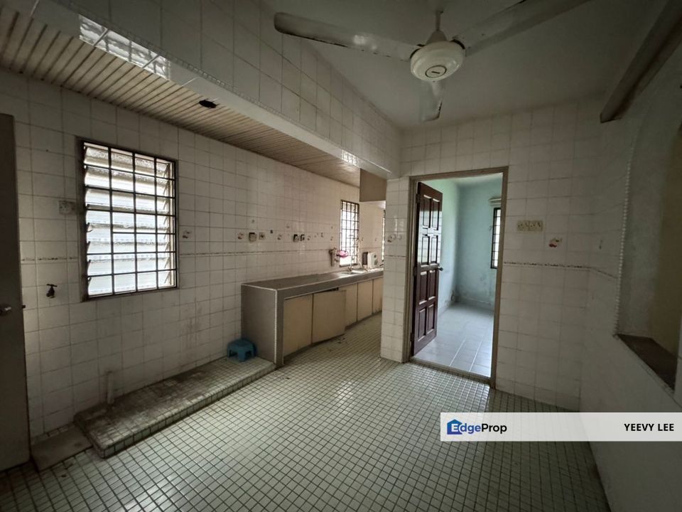 Freehold SS19 Subang Jaya Double Storey Corner House For Sale for Sale ...