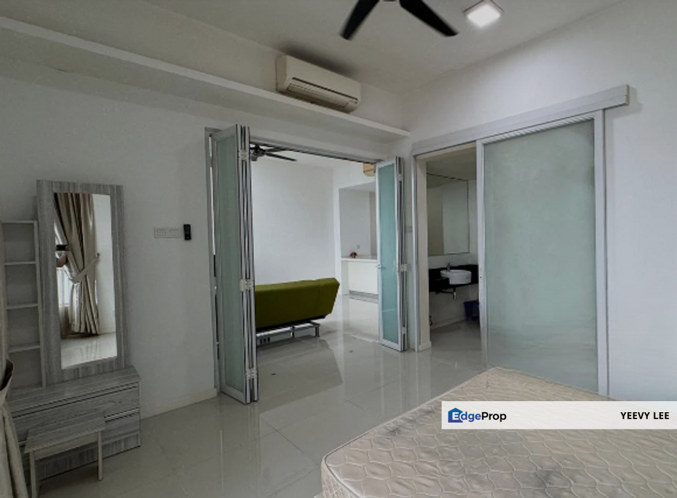 Tropicana Avenue 1 Bedrooms Unit Facing Golf Course View For Sale, Selangor, Tropicana