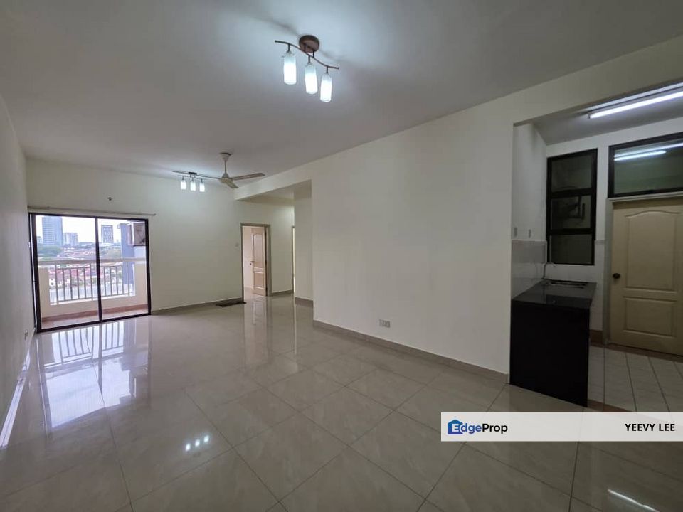 Pelangi Utama Condo Bandar Utama Basic Condition For Sale, Selangor, Bandar Utama