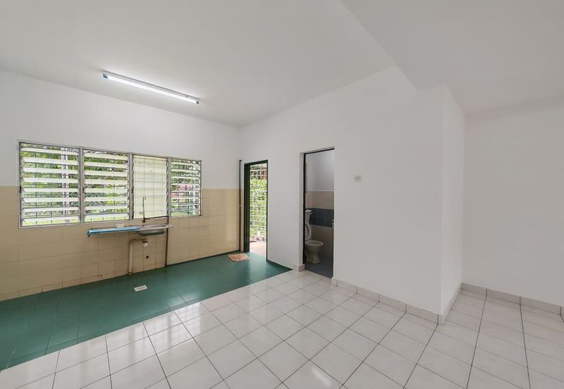 Kampung Sungai Kayu Ara